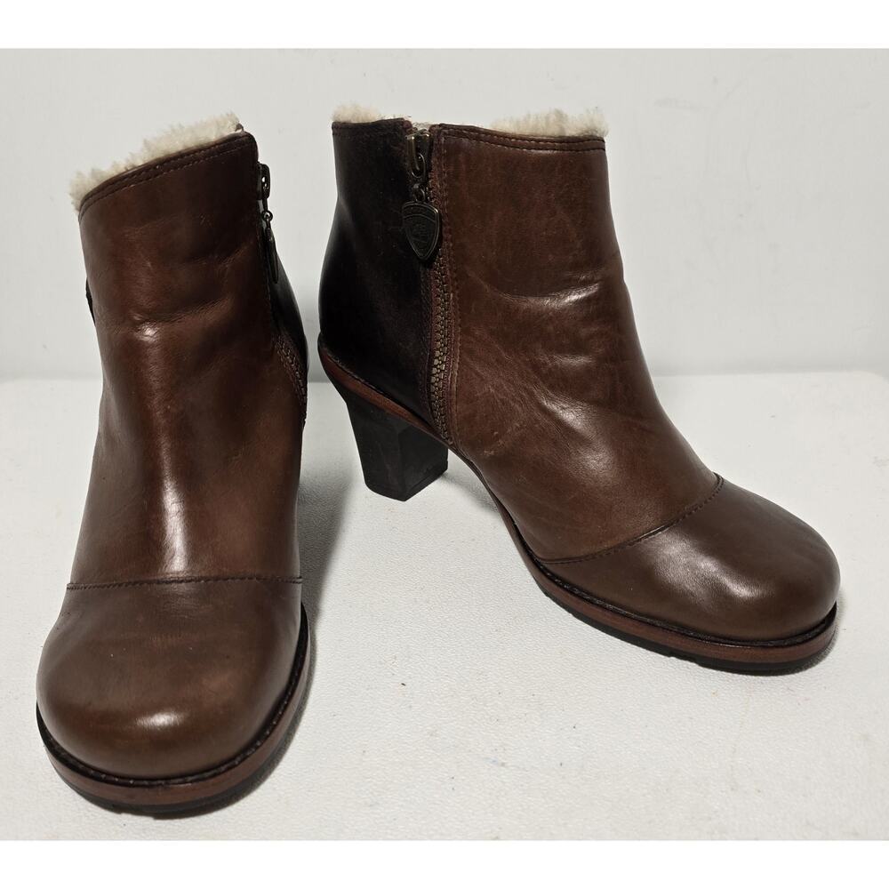 Timberland Irina Brigade Chelsea Ankle Boots Smooth/Nubuck Leather Zip Sz 8.5